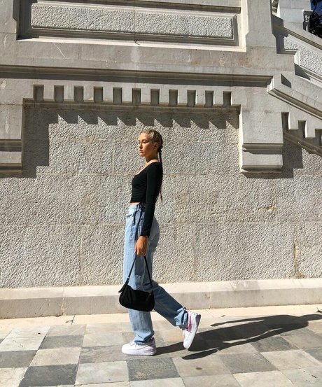 hairy vagina onlyfans pornographic image