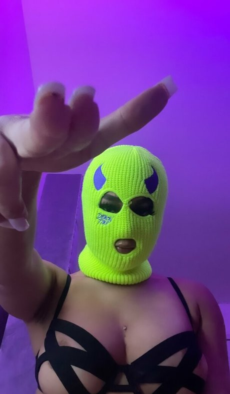 chelsea13k hot model pic