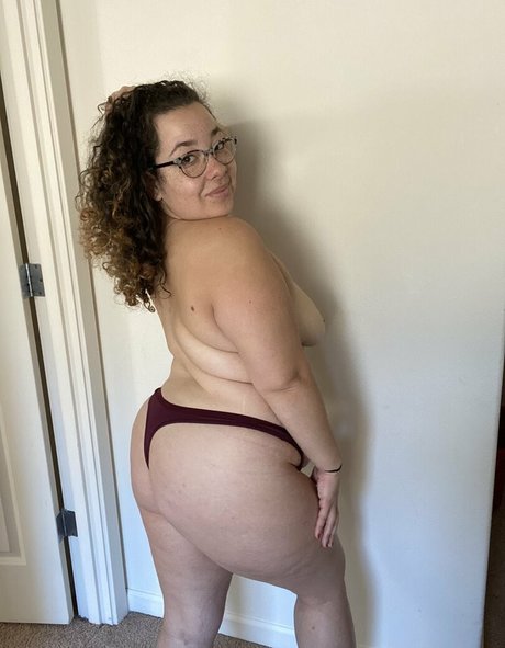 queenkenz28 pornstar naked gallery