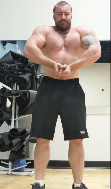 beefbeast model free picture