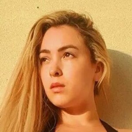 Miabellydancerofficial nice star image