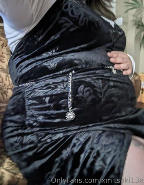 xmitsuki13x nude actress photo