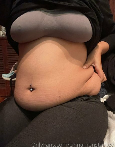 cinnamonstacked art model images