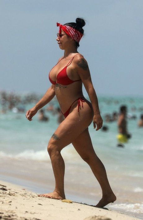 Lis Vega star hot photos