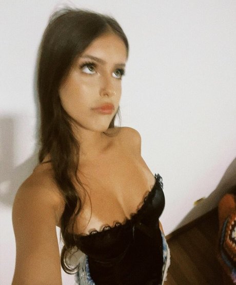 izaalmeidaa__ sex pornstar gallery