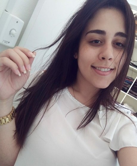 millenecarolina erotic model photos