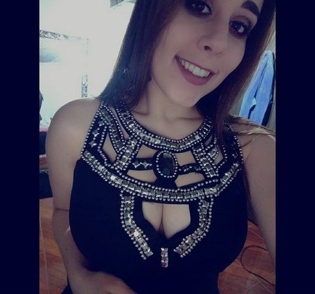 millenecarolina beautiful actress image