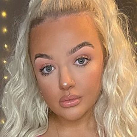 Irishblondiee beautiful star image