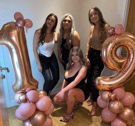 Alexandra Spencer star adult picture