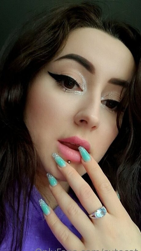 Cutecat high quality model photo