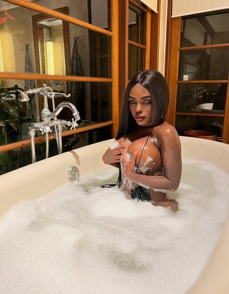 africangonwild actress photo