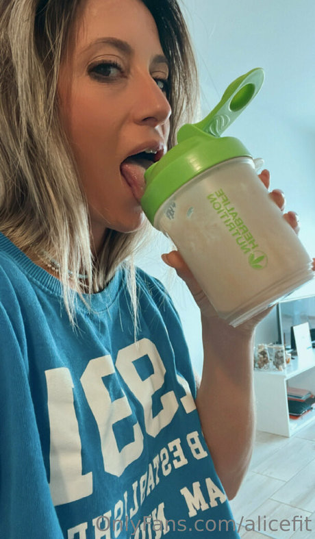 alicefit model pornographic picture