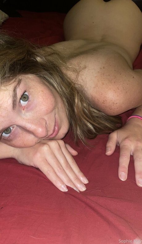 sophiemay93 model art pic