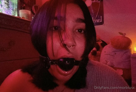 Morbiuspup porn model photo