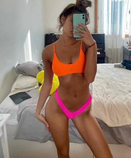 Anita Tembleque erotic actress photos