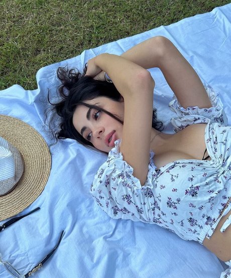 Sevinch Salmanova adult model images