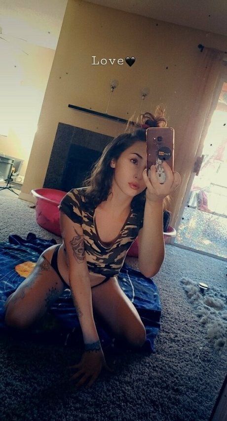 winnietatefree model archive