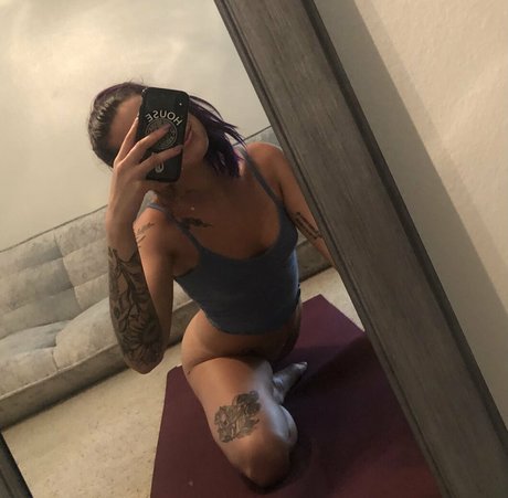 tatteddbeautyy model naked pics