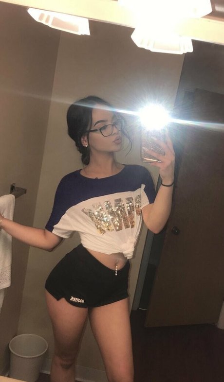 desmariie nudes actress pics