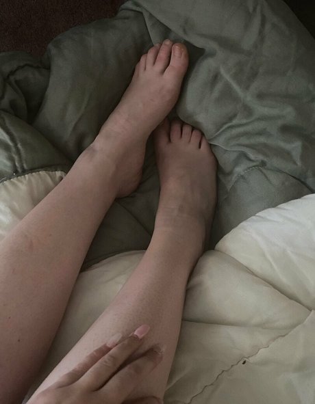 mirror selfie onlyfans hot naked image