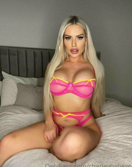 femdom facesitting onlyfans adult pic