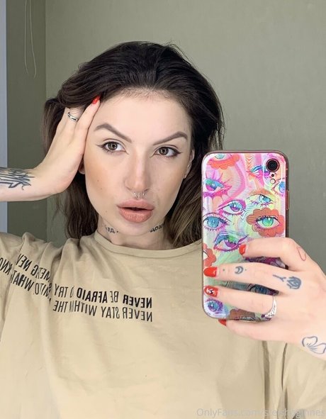 steishaginnes model best pic