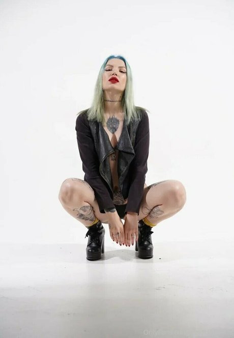 steishaginnes porn actress archive