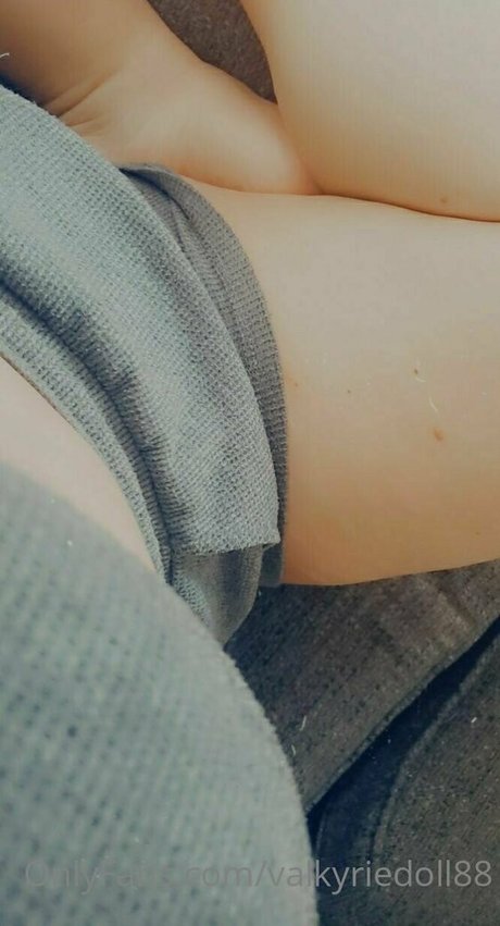 valkyriedoll88 pornstar top photos