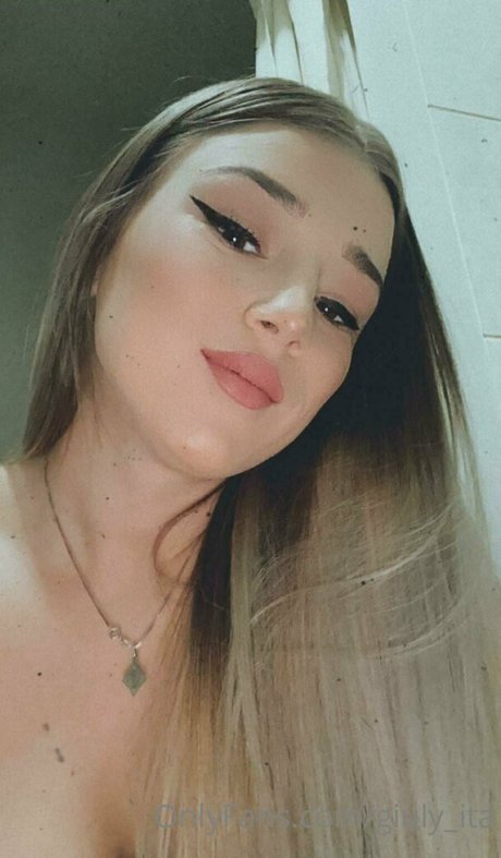 giuly ita nudes model img