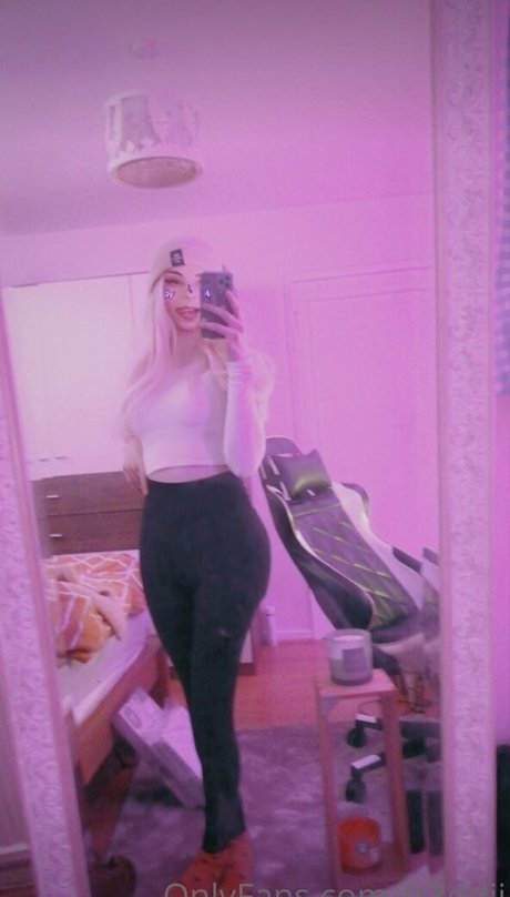 Fr3ddi xxx actress img