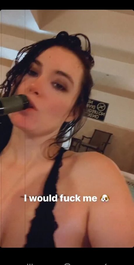 Selena USAF Babe top star gallery