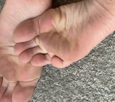 callyfeet33 model porn pic