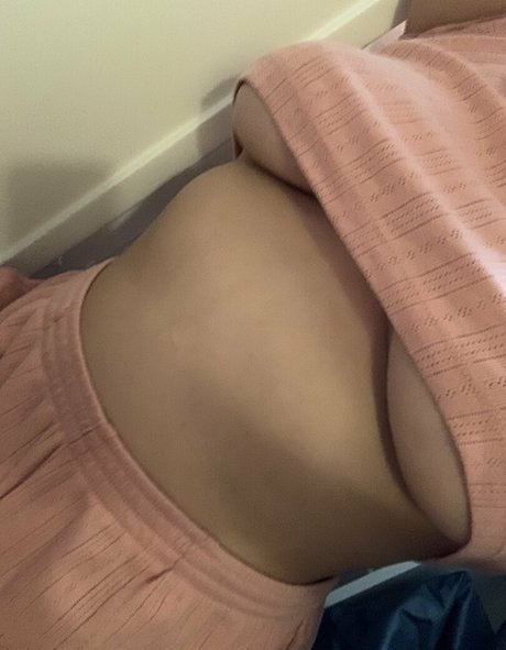 suezuu nude actress pics