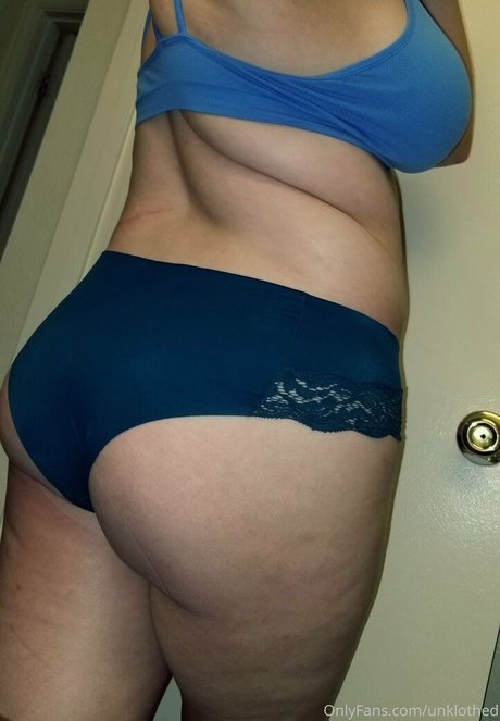 unklothed nude star archive