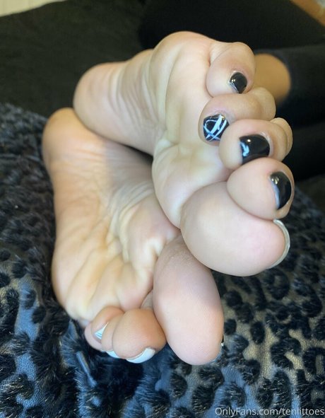 tenlittoes pornographic star photos