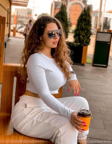 dee ann hot pornstar pic