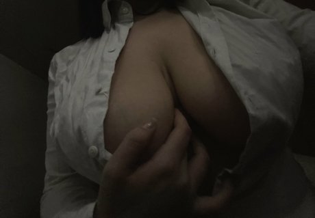 small onlyfans free nude pic