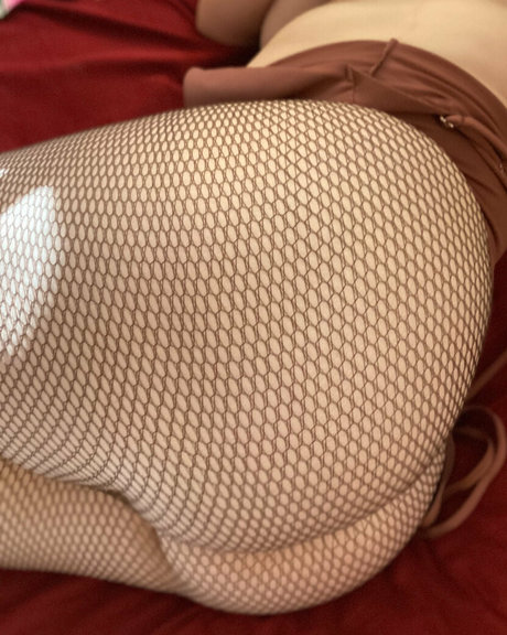 Moxymary model erotic pics