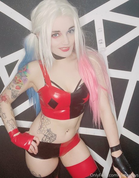 tamaplays star hot image