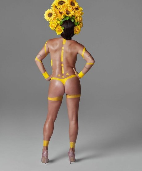 Carolina Ferraz model naked pictures