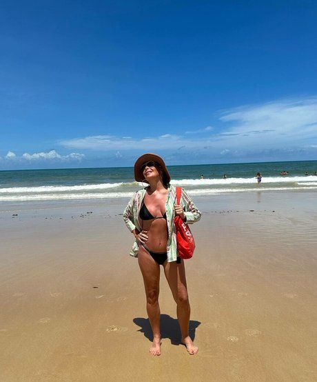 Carolina Ferraz nice star galleries