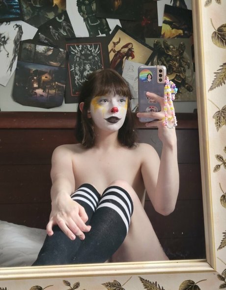 Dianalikesclowns star xxx pic