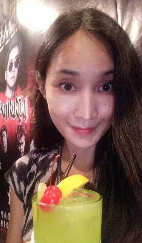 candy63 pornographic model pic