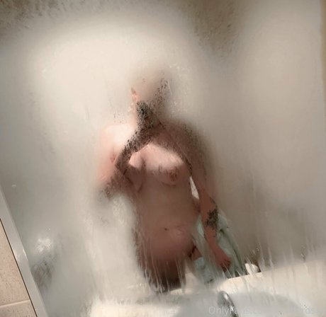 madxrosey naked actress photo