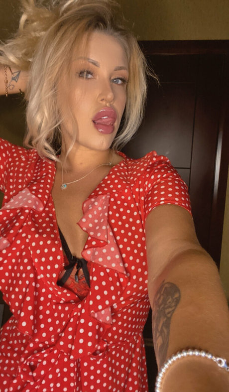 kellie mimi model hot pictures