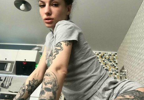 nataliabers model top galleries