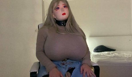 yaseonly naked model pics