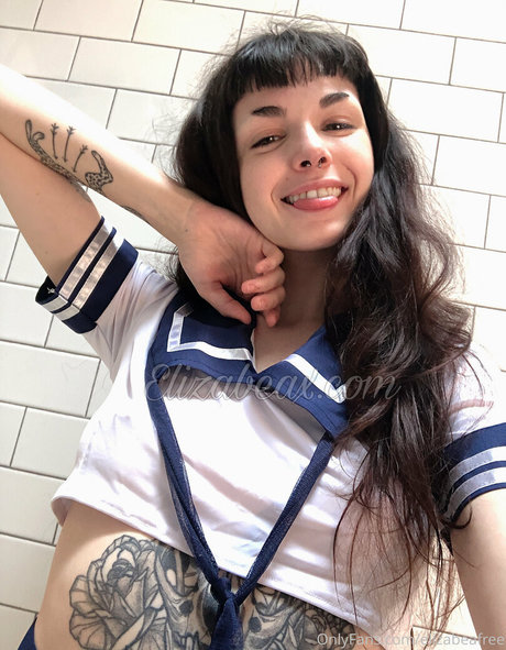 elizabeafree model hot picture