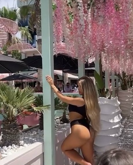 Eve Gale erotic actress pic