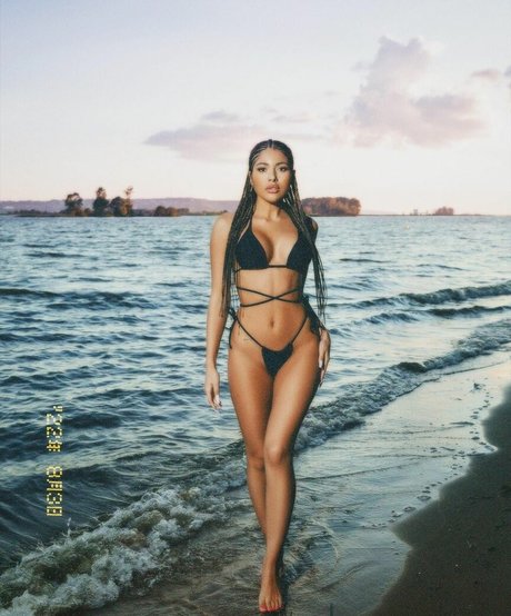 lopasssssss nudes model galleries